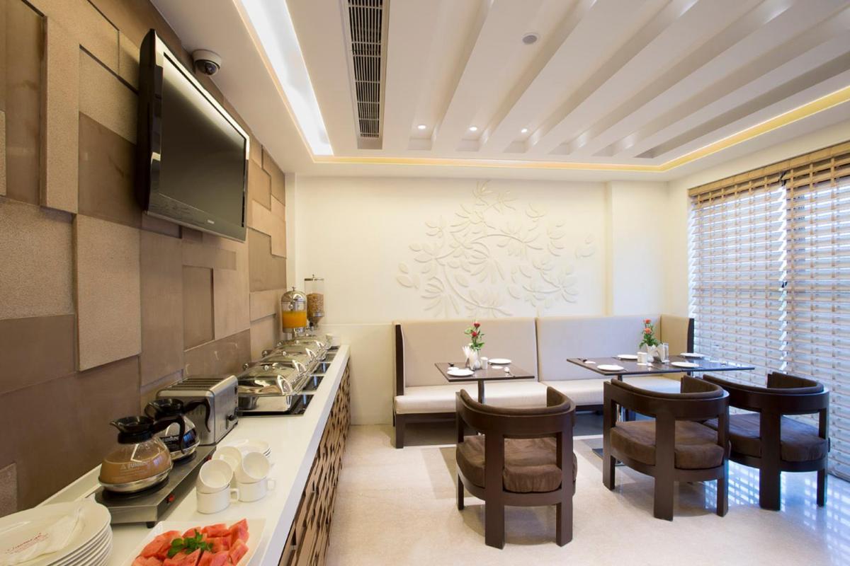 Jasmine Boutique Hotel Jasola New Delhi Extérieur photo